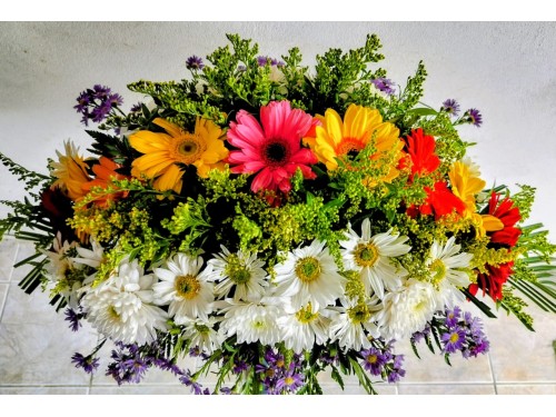Centro de Mesa Gerberas Hortensias Astromelias